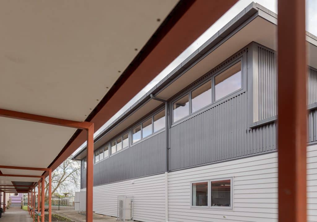 Deanwell School case study 1 | Prendos New Zealand Limited Deanwell School case study 1